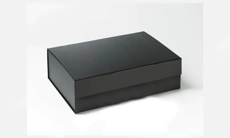 Matt laminated black magnetic gift box