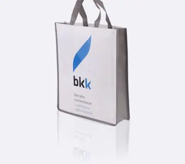 Offset printed gloss laminated non-woven pp bag that says bkk