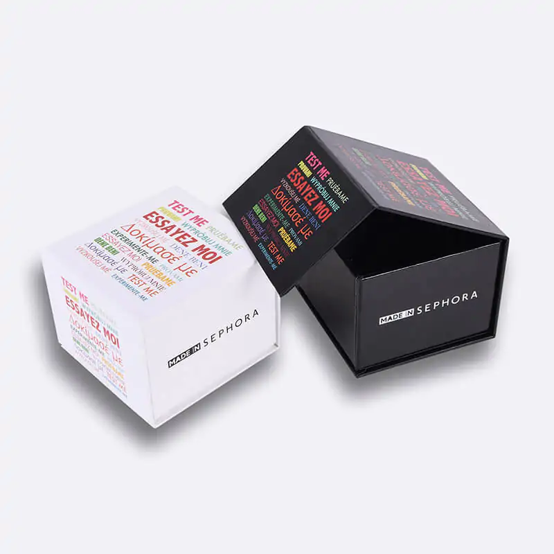 Glossy magnetic gift boxes which says seophora and test me in different languages